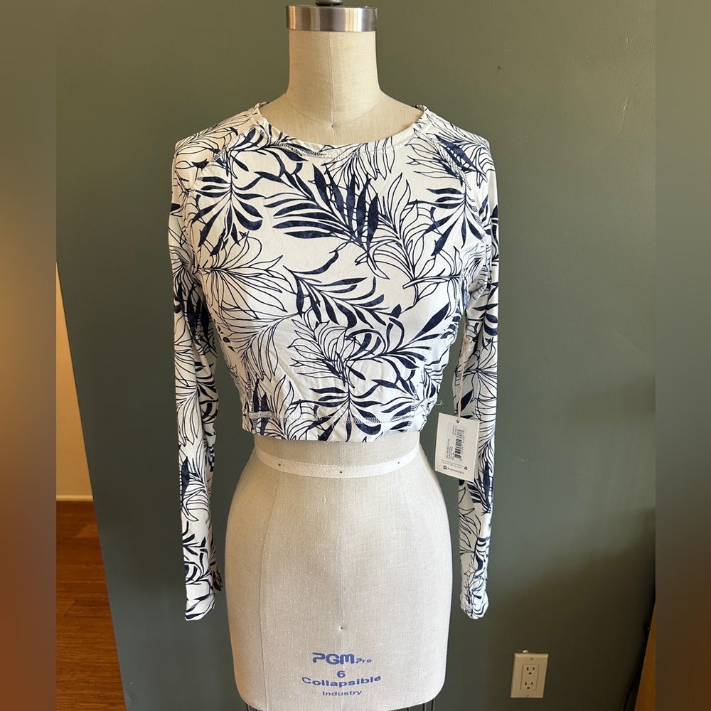 Carve designs Aruba Sunshirt in Alana size Small